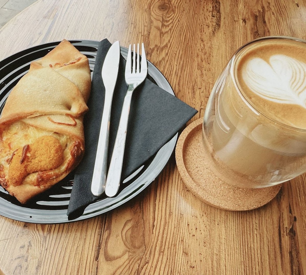 eFZin coffee specialty coffee shop in Bristol - photo 7