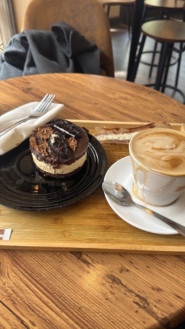 eFZin coffee specialty coffee shop in Bristol - photo 10