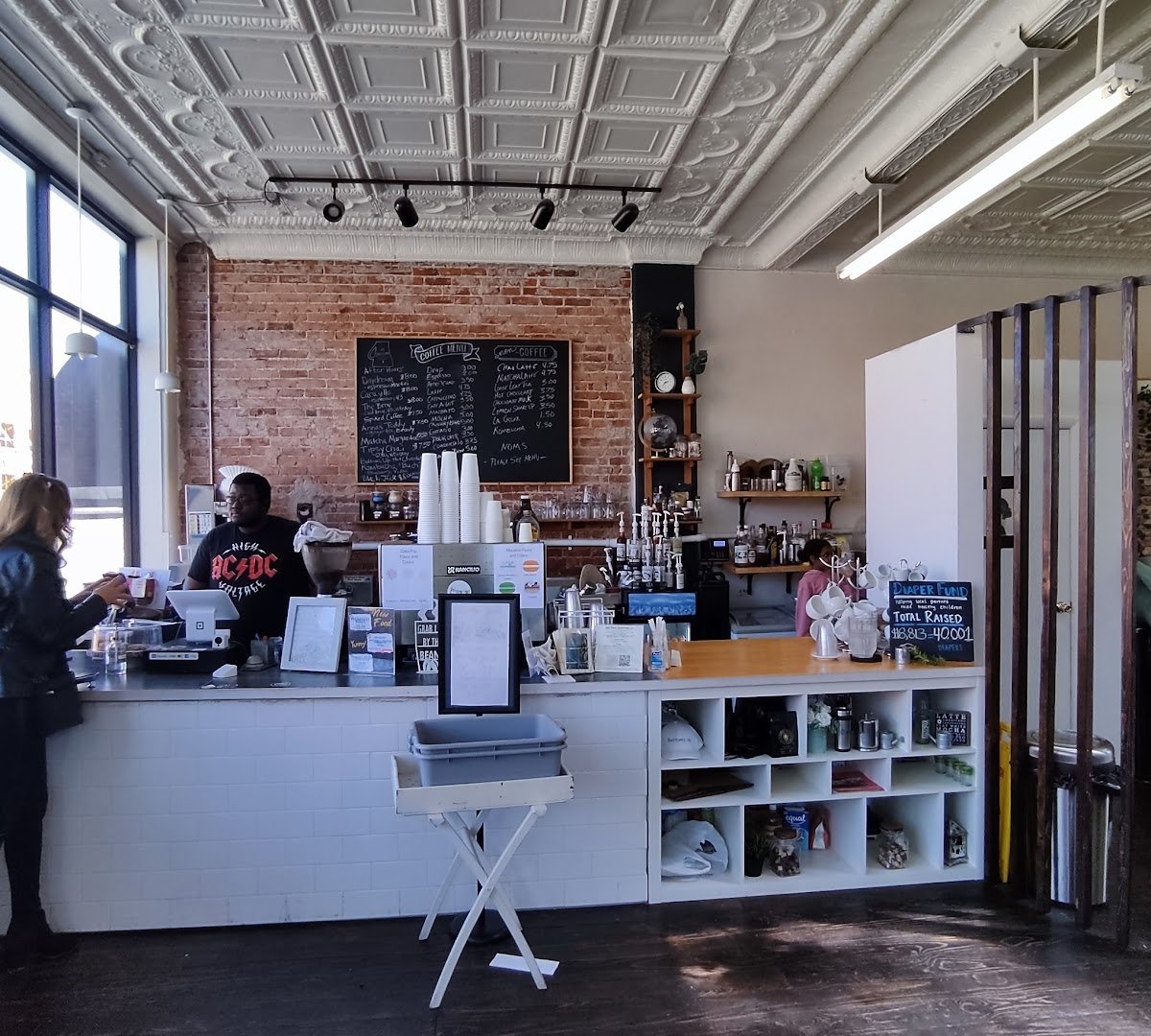 Bottoms Up Coffee specialty coffee shop in Columbus - photo 8