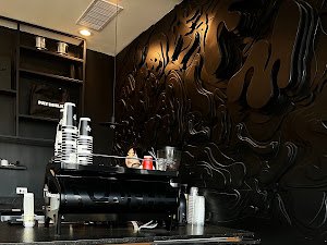 FAT MIILK COFFEE specialty coffee shop in Chicago - photo 9