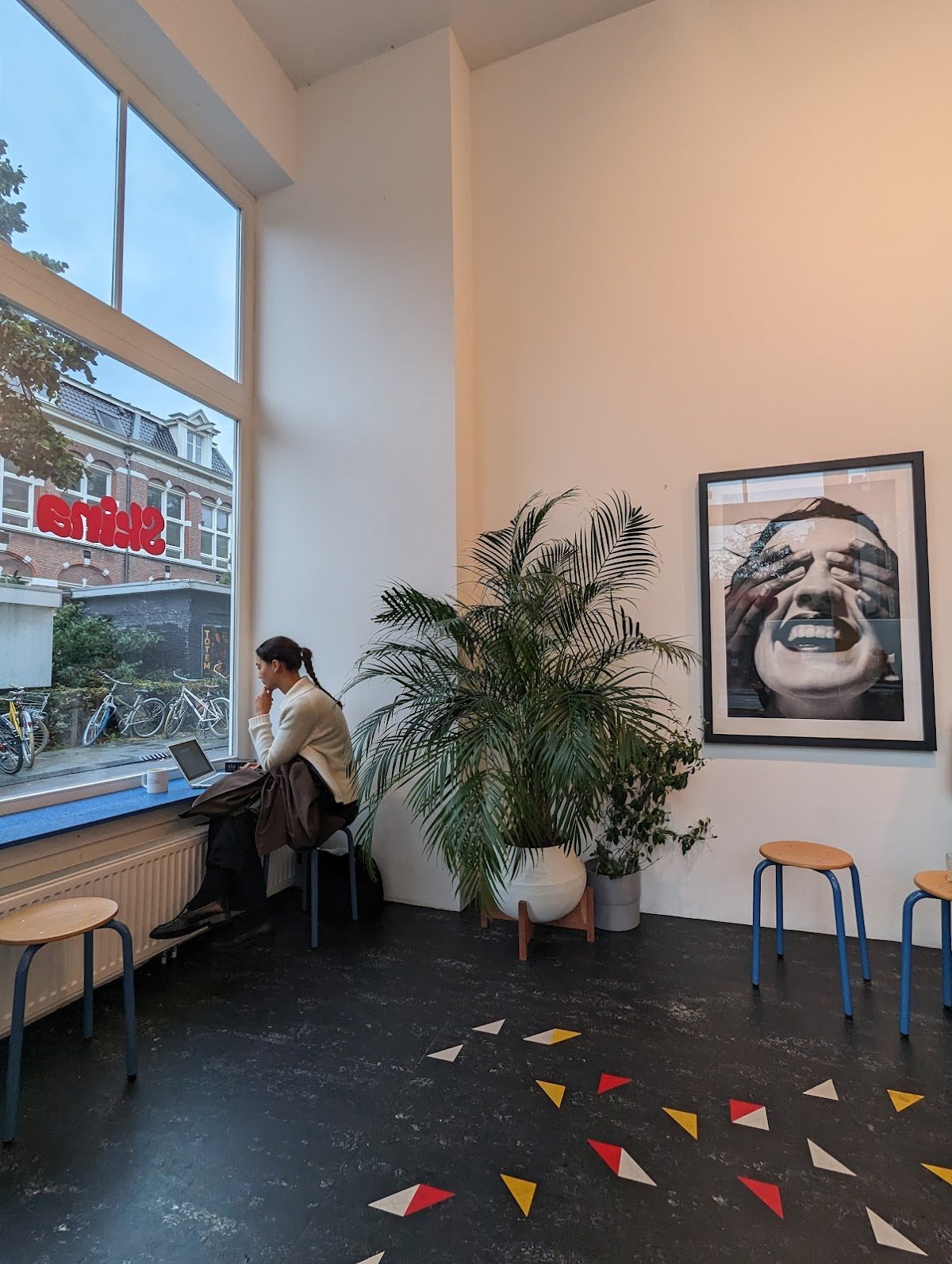 Skina specialty coffee shop in Amsterdam - photo 5