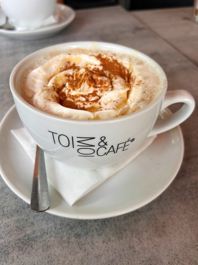 Coffee at TOI, MOI & CAFÉ, specialty coffee shop in Montreal