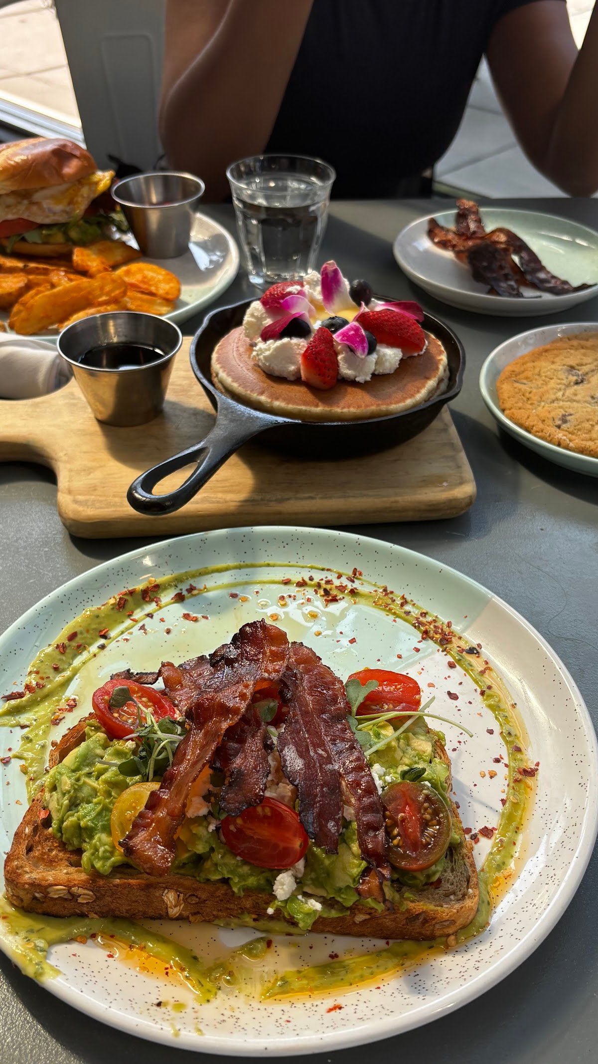 Bluestone Lane Logan Circle Café specialty coffee shop in Washington, D.C. - photo 4