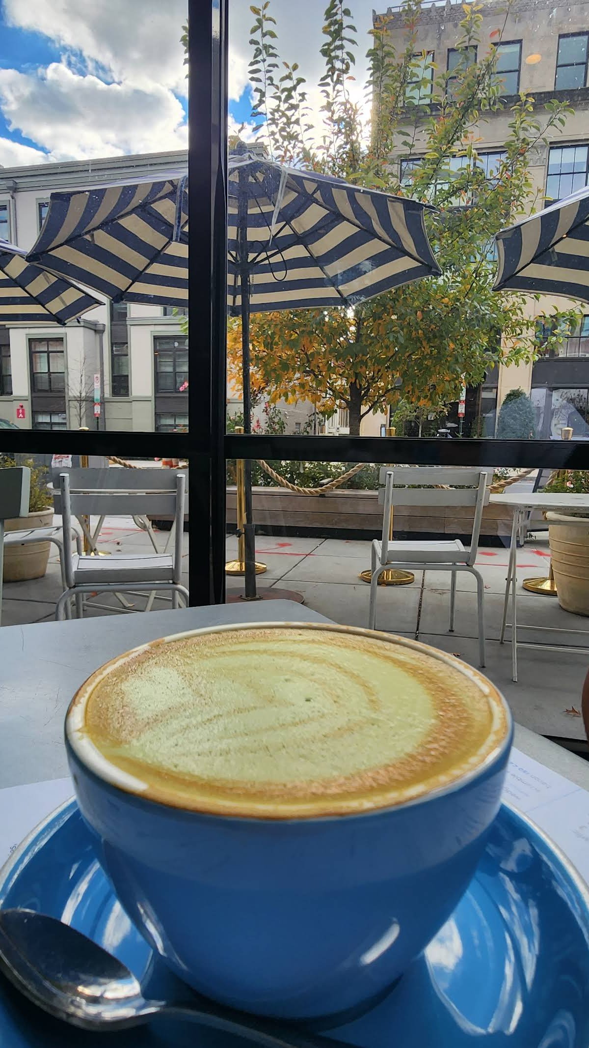 Bluestone Lane Logan Circle Café specialty coffee shop in Washington, D.C. - photo 6