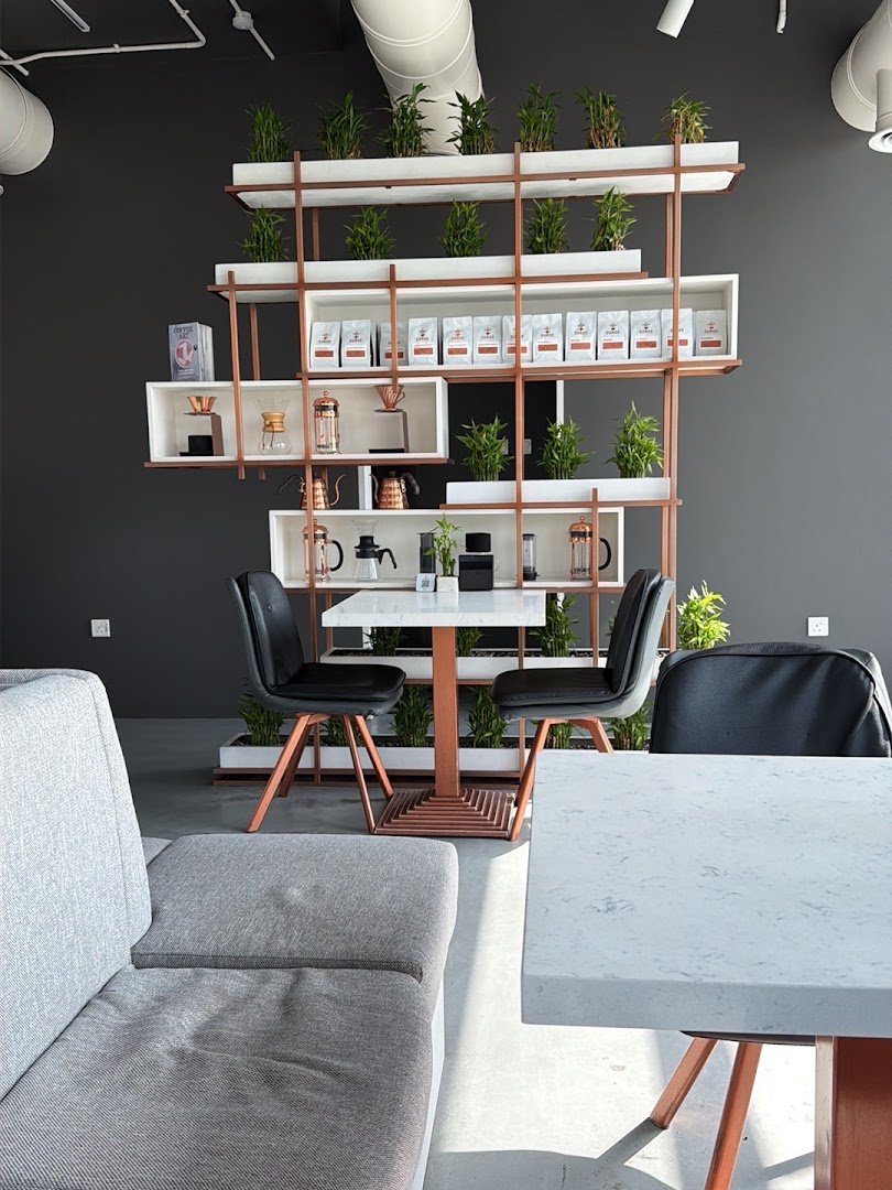 SURGE - Al Khawaneej Rd specialty coffee shop in Dubai - photo 4