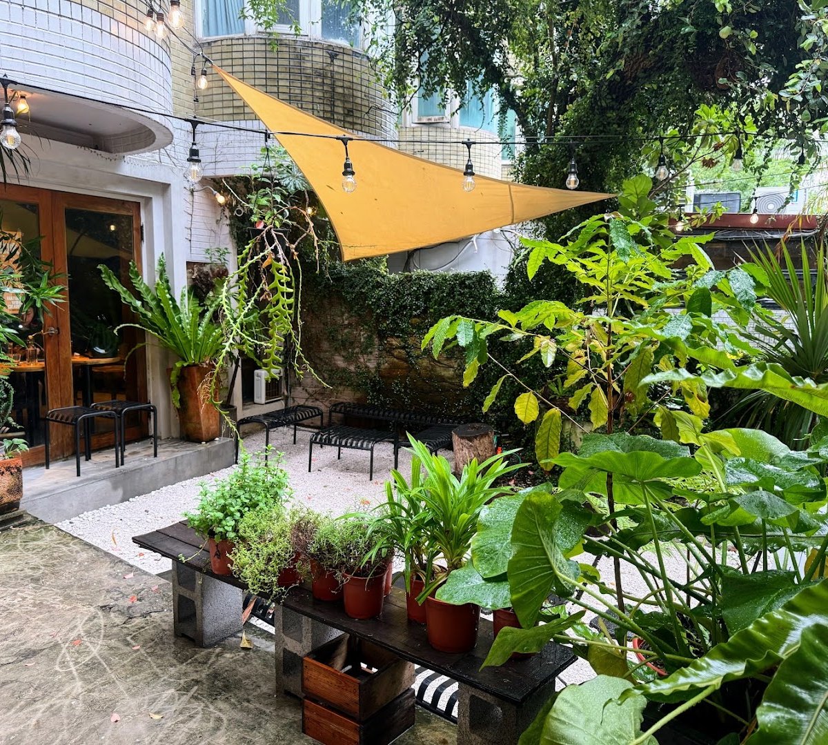 Café Costumice specialty coffee shop in Taipei - photo 2