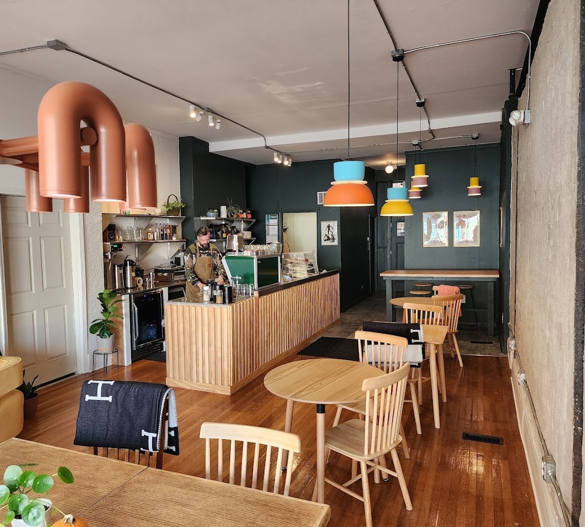 Decent Detroit specialty coffee shop in Detroit - photo 2