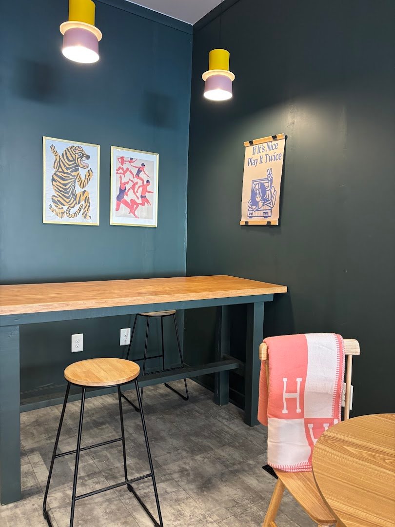 Decent Detroit specialty coffee shop in Detroit - photo 4