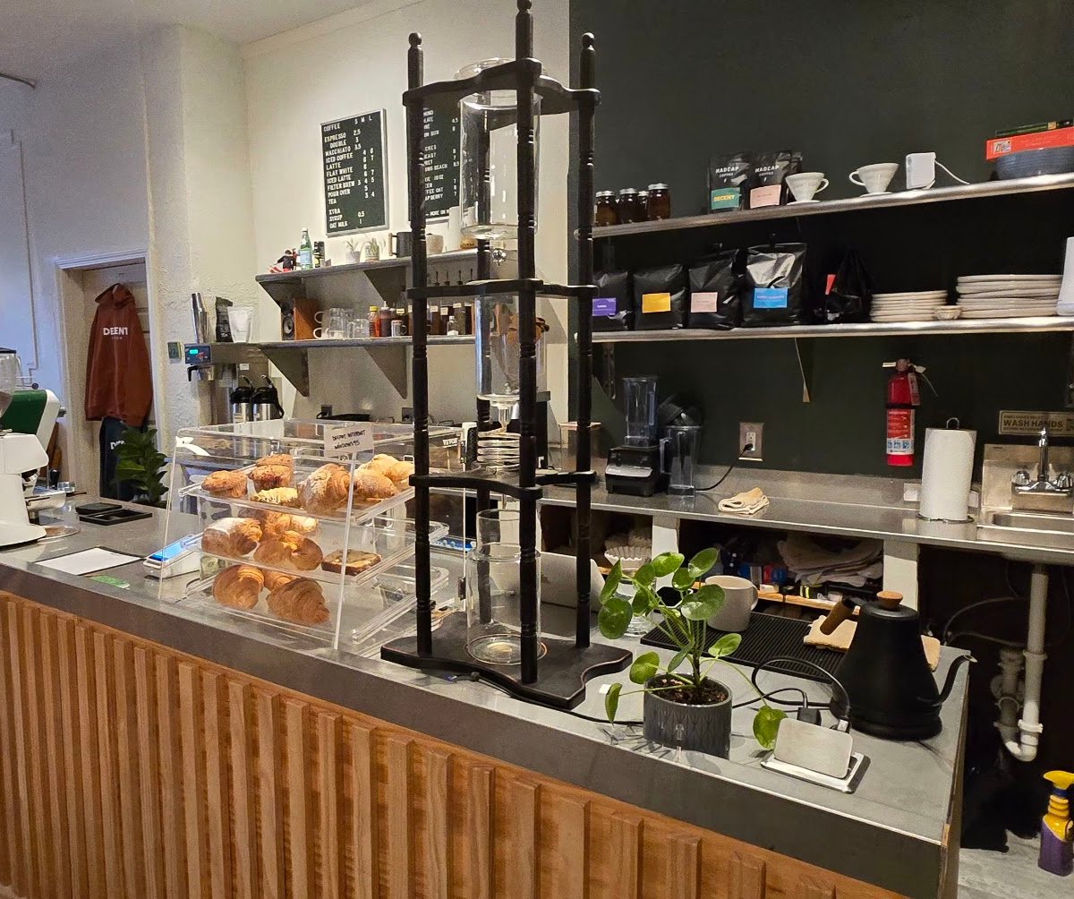 Decent Detroit specialty coffee shop in Detroit - photo 6