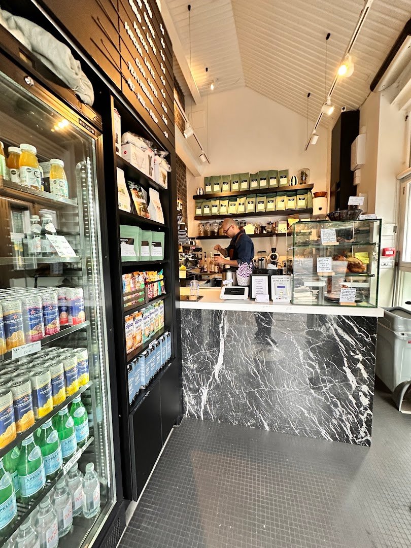 Mister Magpie Coffee (Leeson Street) specialty coffee shop in Dublin - photo 6
