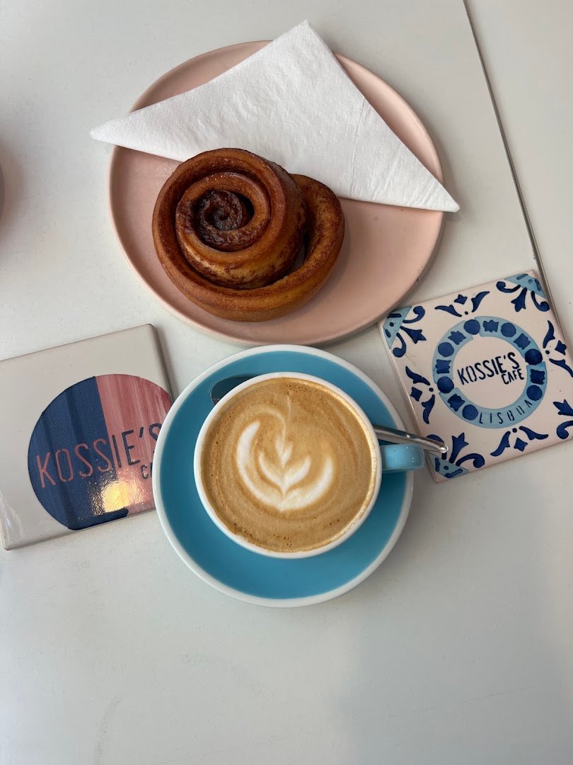 Coffee at Kossies Cafe - Mouraria, specialty coffee shop in Lisbon