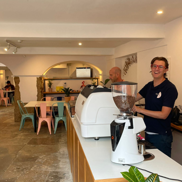Interior of Kossies Cafe - Mouraria, specialty coffee shop in Lisbon