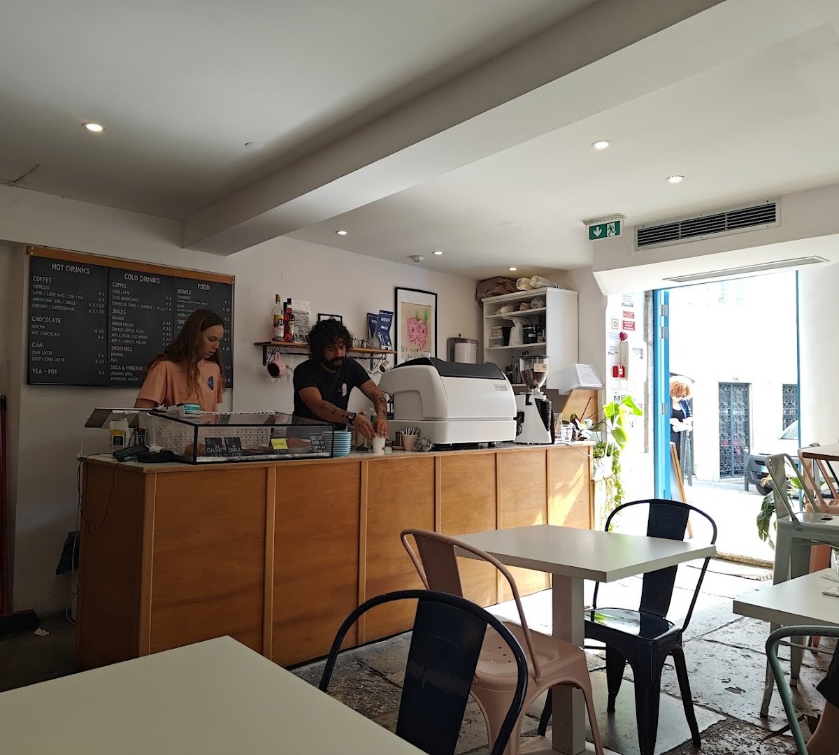Interior of Kossies Cafe - Mouraria, specialty coffee shop in Lisbon