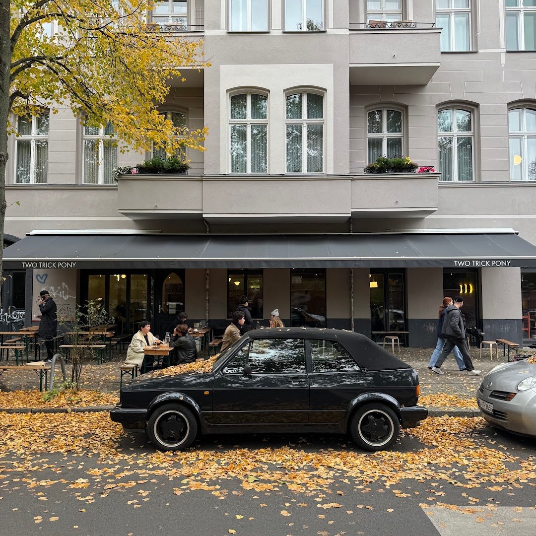Two Trick Pony specialty coffee shop in Berlin - photo 5
