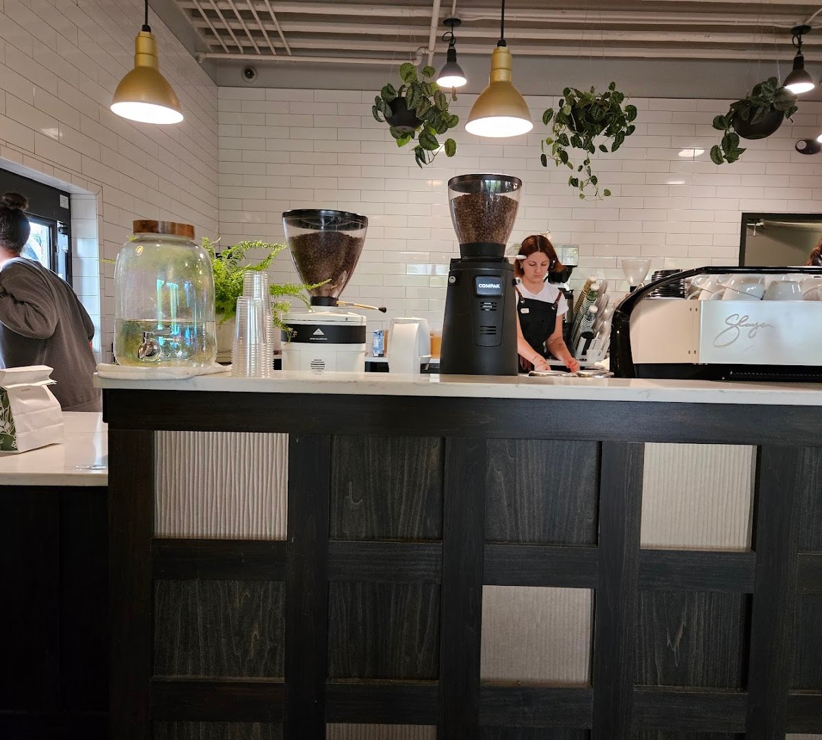 Oaks Coffee House specialty coffee shop in Chattanooga - photo 12