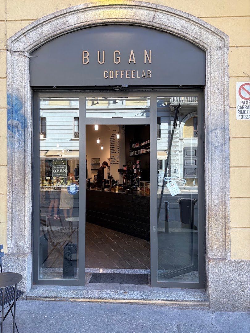 Storefront of Bugan Coffee Lab - Via Vigevano - Milano, specialty coffee shop in Milan