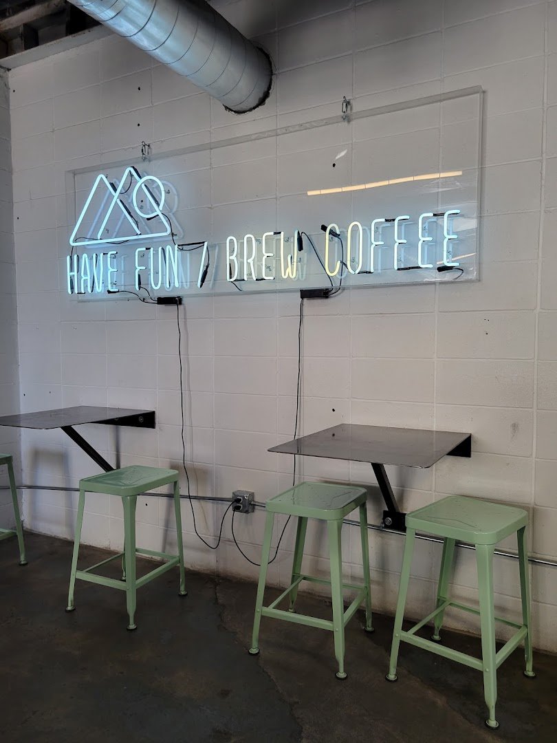 MiddleState Coffee specialty coffee shop in Denver - photo 4