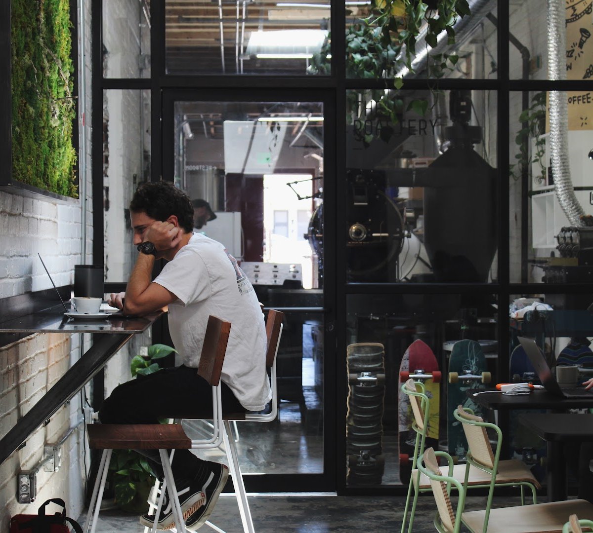 MiddleState Coffee specialty coffee shop in Denver - photo 7