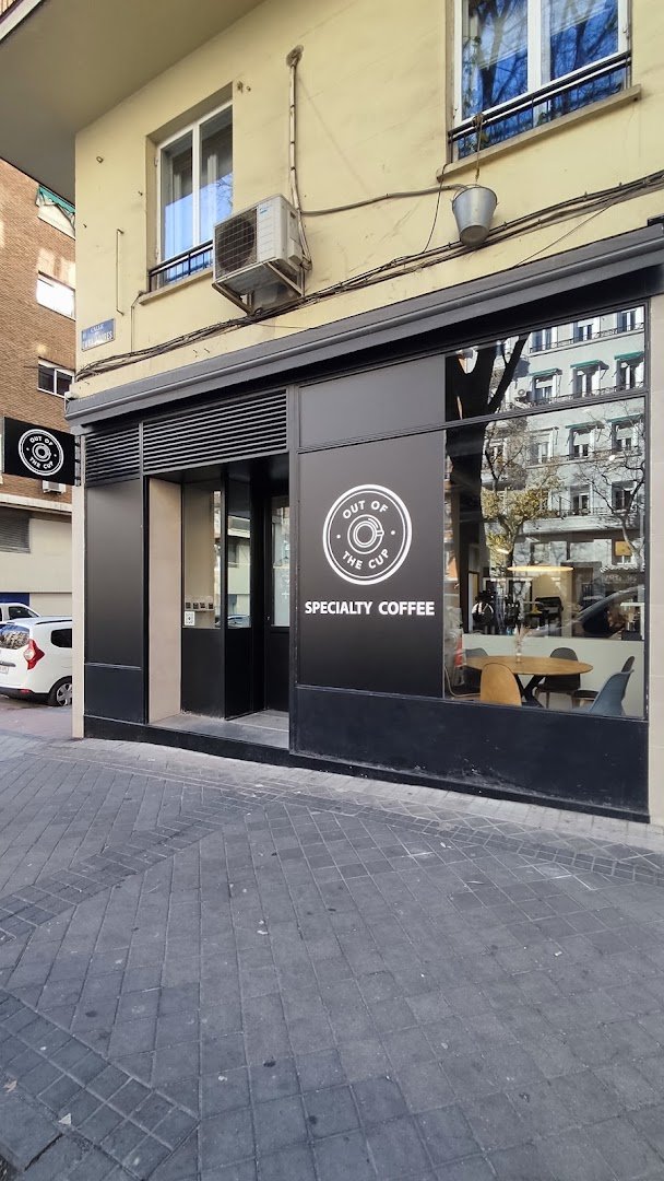 Black Poplar Espresso specialty coffee shop in Madrid - photo 2