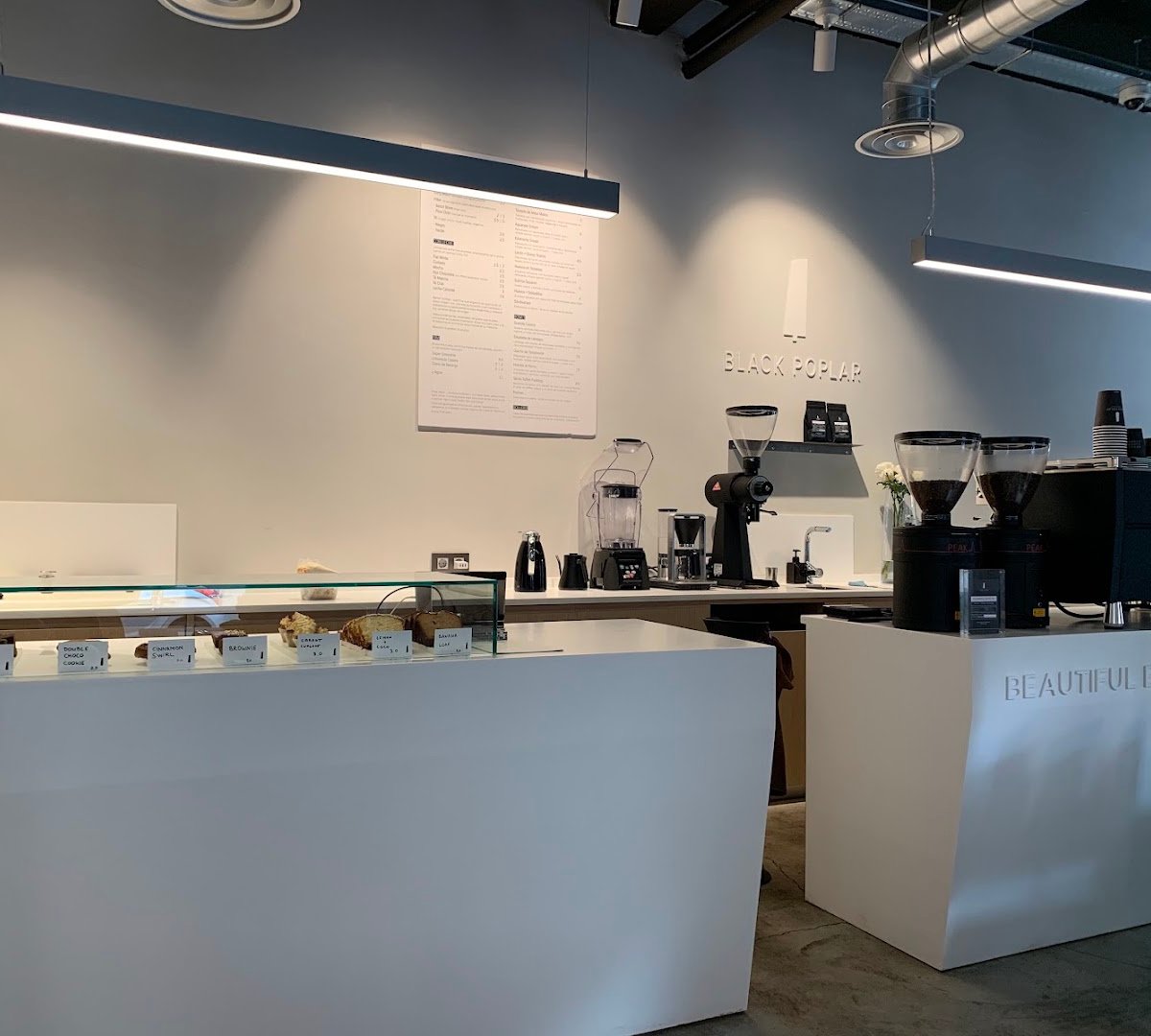 Black Poplar Espresso specialty coffee shop in Madrid - photo 5
