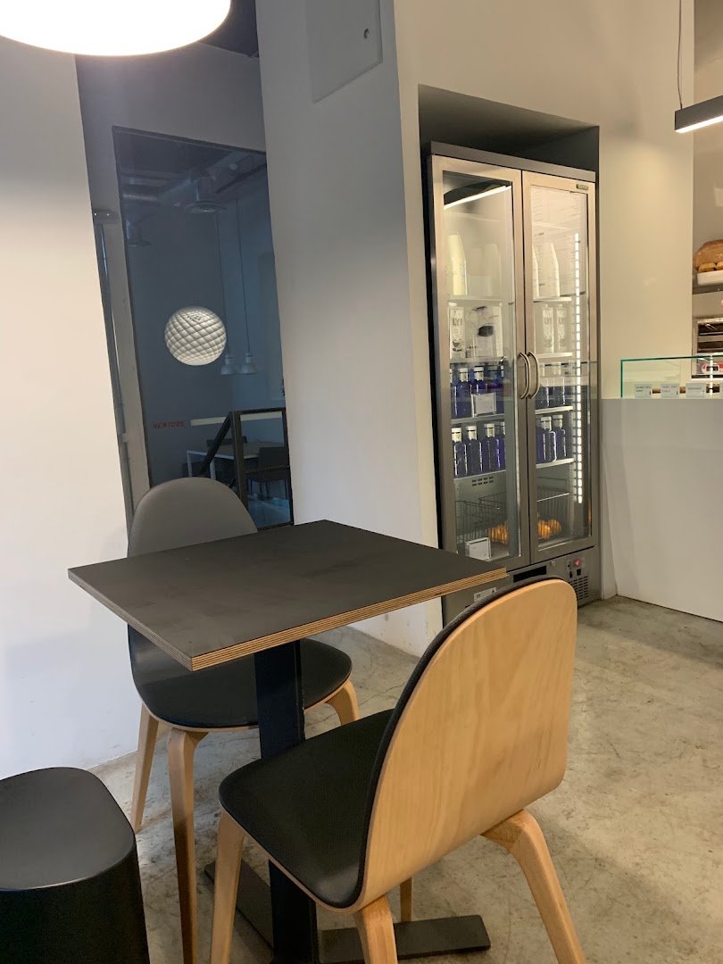 Black Poplar Espresso specialty coffee shop in Madrid - photo 8