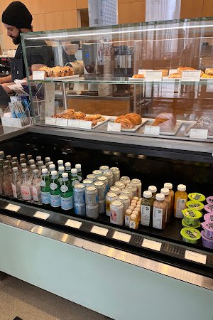 Blue Bottle Coffee specialty coffee shop in Chicago - photo 8