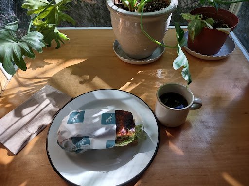 Go Get Em Tiger specialty coffee shop in Los Angeles - photo 8