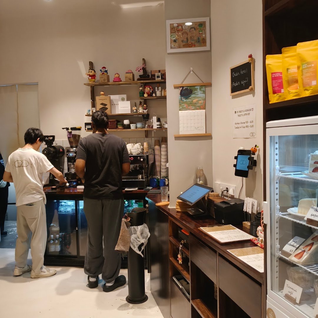 Doku toku cafe - specialty coffee specialty coffee shop in Madrid - photo 6