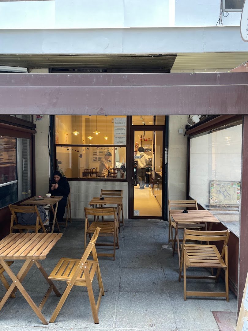 Doku toku cafe - specialty coffee specialty coffee shop in Madrid - photo 9