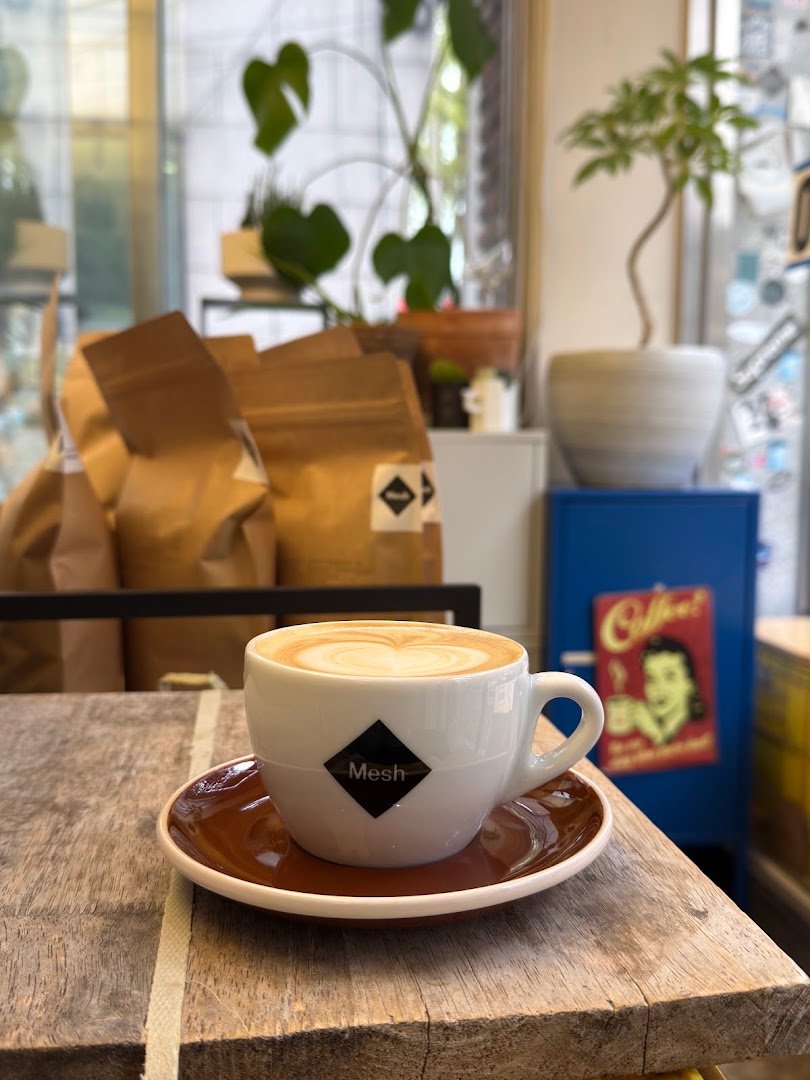 Coffee at Mesh Coffee, specialty coffee shop in Seoul