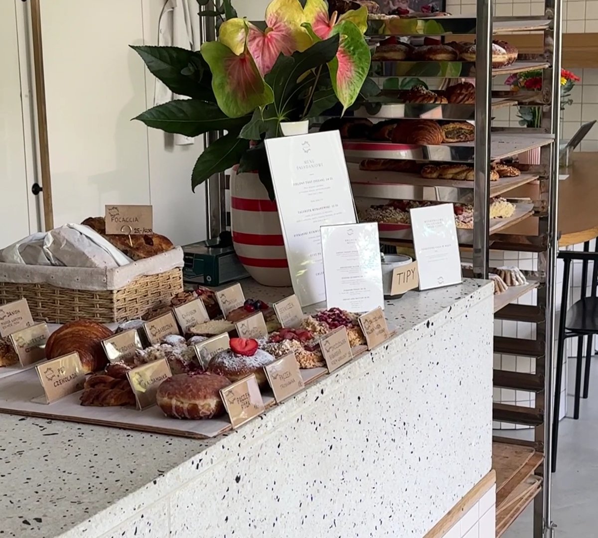 Interior of Cała w Mące, specialty coffee shop in Warsaw