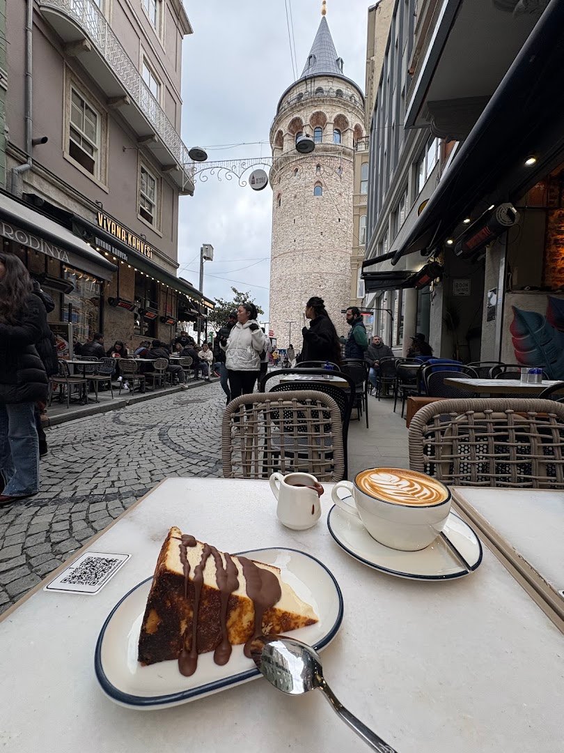 VAA Coffee Galata specialty coffee shop in Istanbul - photo 2