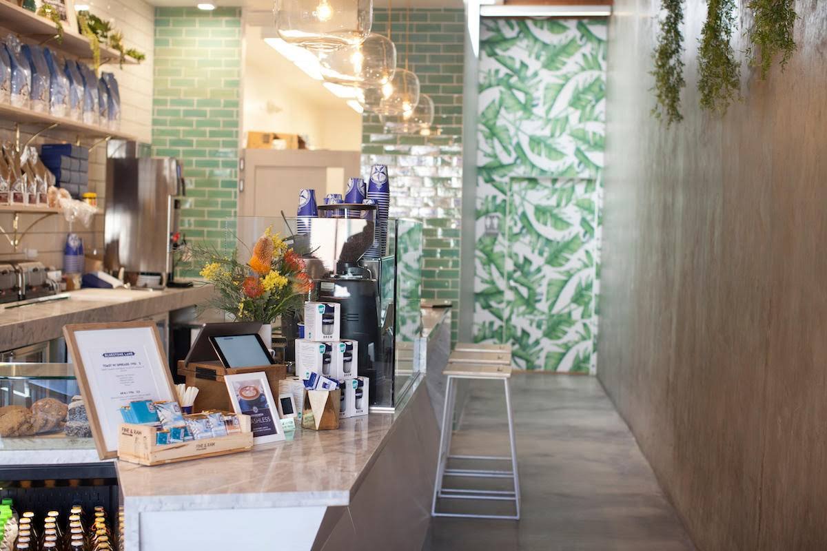 Bluestone Lane Studio City Coffee Shop specialty coffee shop in Los Angeles - photo 3