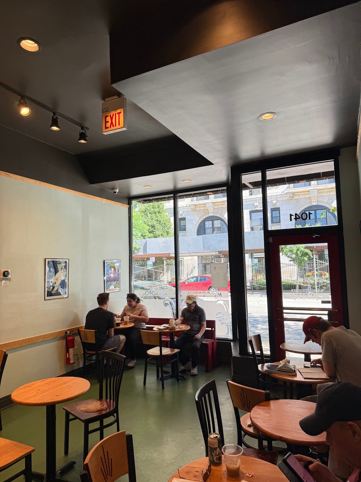 Metropolis Coffee Company specialty coffee shop in Chicago - photo 6