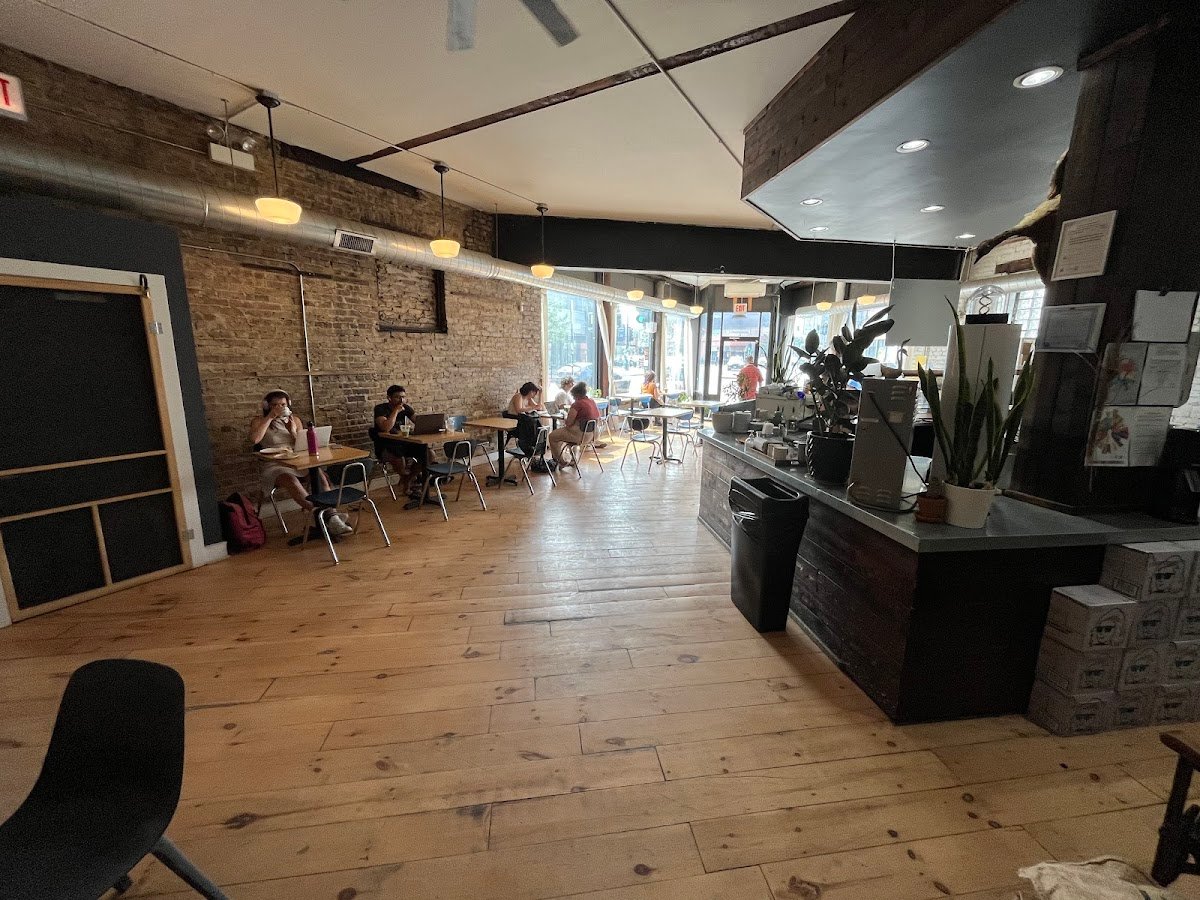 Gaslight Coffee Roasters specialty coffee shop in Chicago - photo 6