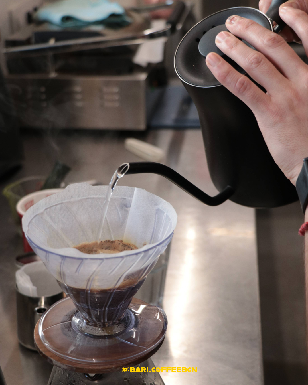 Bari Coffee specialty coffee shop in Barcelona - photo 2