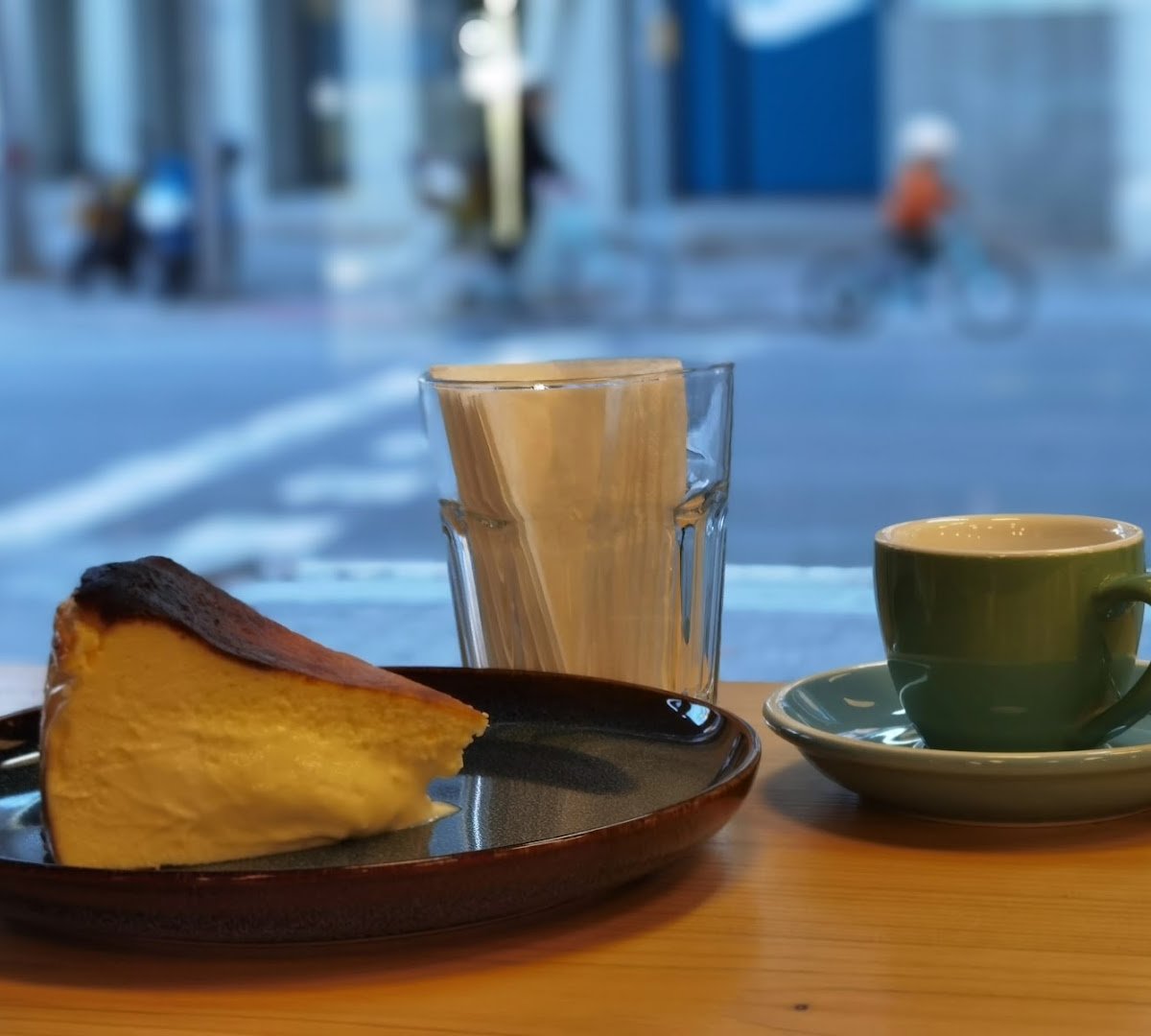 Bari Coffee specialty coffee shop in Barcelona - photo 8