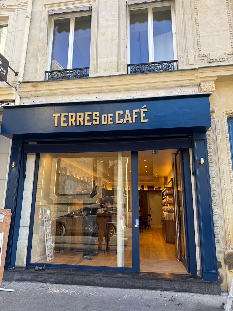 Terre de Cafe specialty coffee shop in Paris - photo 3