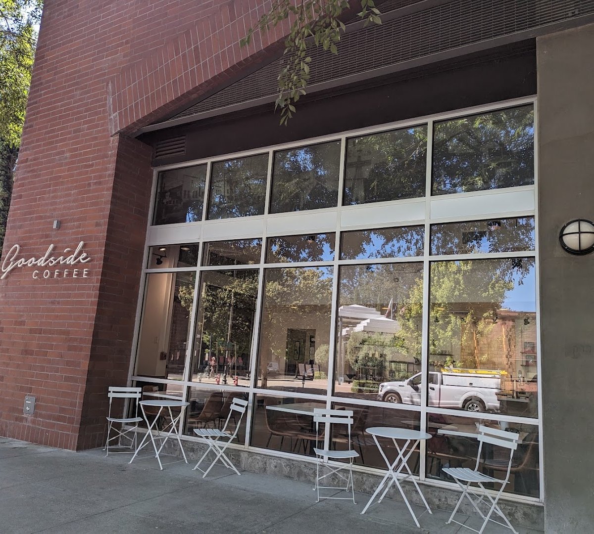 Storefront of Goodside Coffee, specialty coffee shop in Sacramento