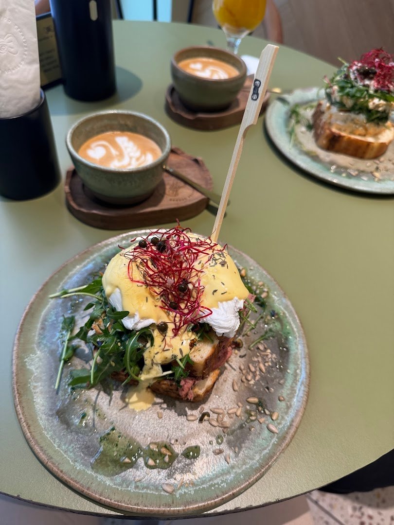 Edison & Jupiter Specialty Cafe and gastrolab specialty coffee shop in Budapest - photo 6