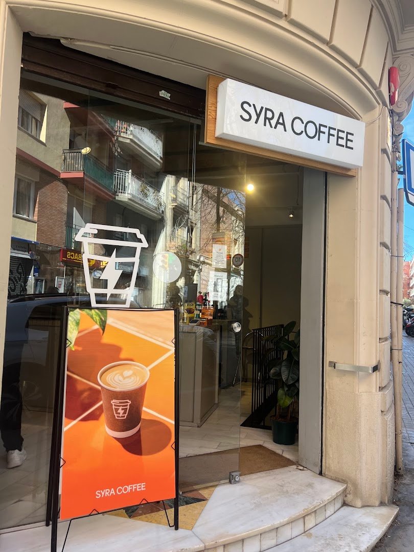 Syra Coffee | Cafeteria Sarrià specialty coffee shop in Barcelona - photo 2