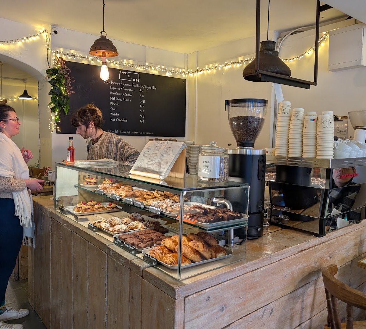 Two Pups specialty coffee shop in Dublin - photo 6