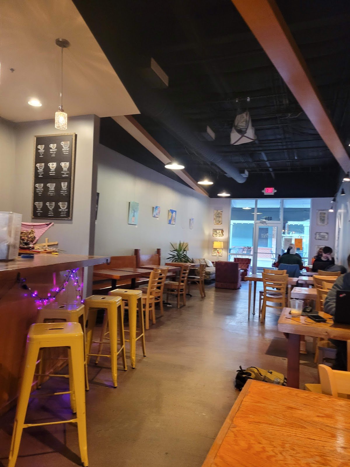 Epoch Coffee - Village specialty coffee shop in Austin - photo 4