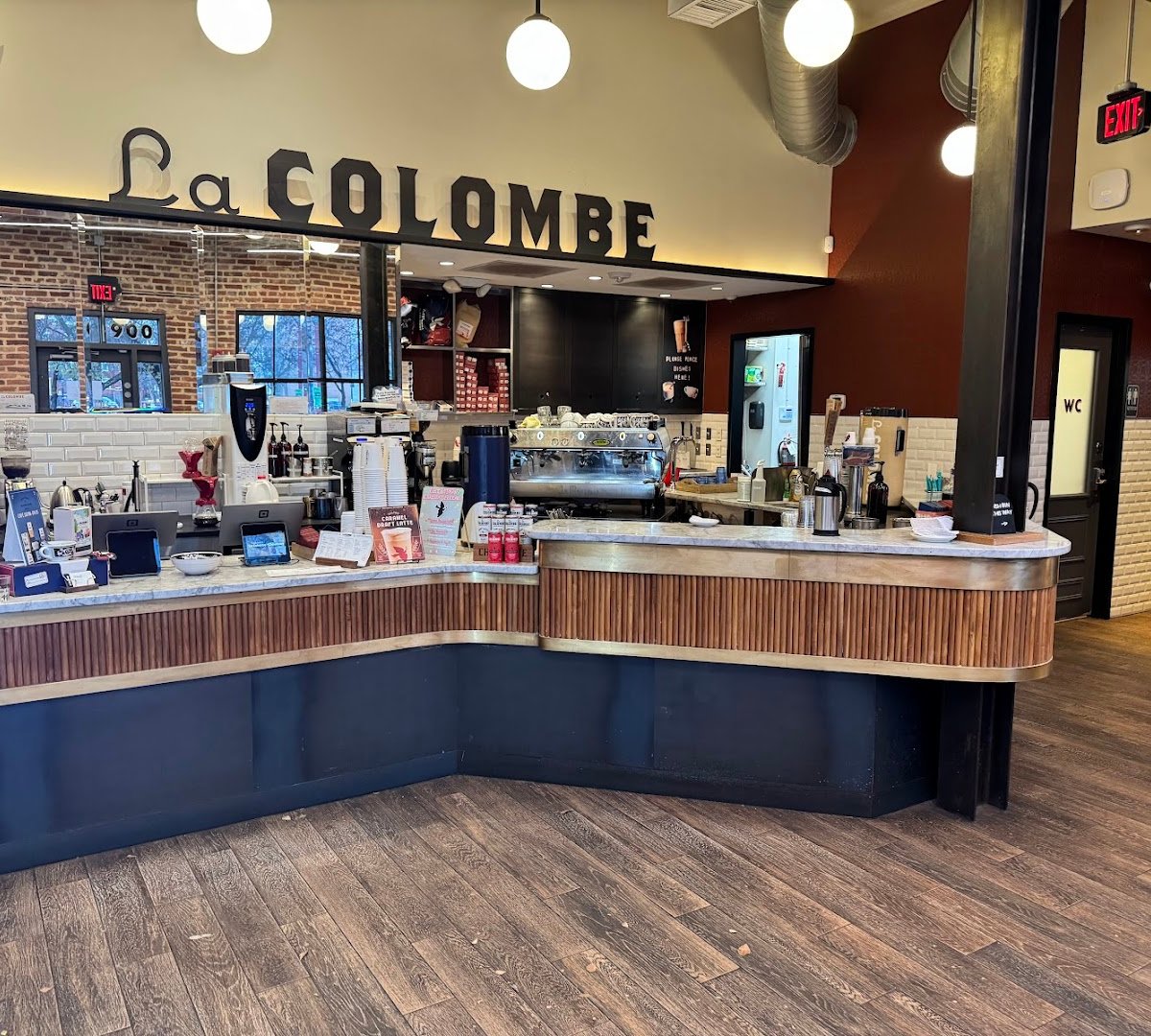 La Colombe Coffee Workshop specialty coffee shop in Washington, D.C. - photo 8