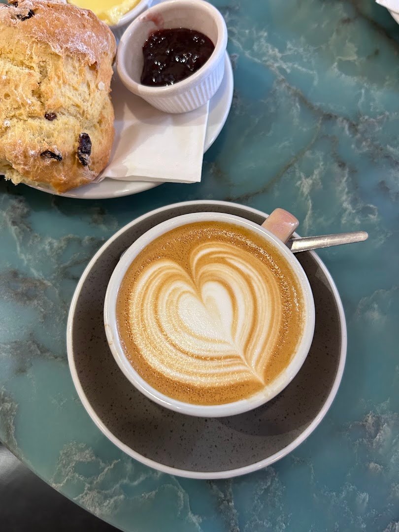 Coffee at Wellington Coffee, specialty coffee shop in Edinburgh