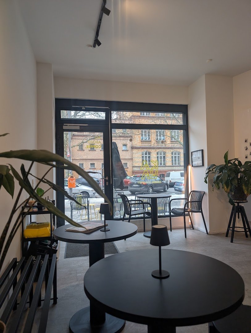 KAWA ROASTERY Coffeeshop Wedding specialty coffee shop in Berlin - photo 4