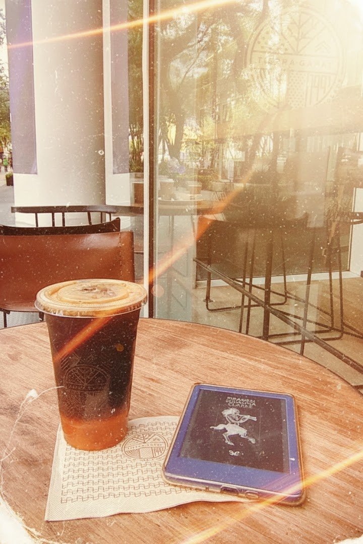 Coffee at Tierra Garat, specialty coffee shop in Mexico City
