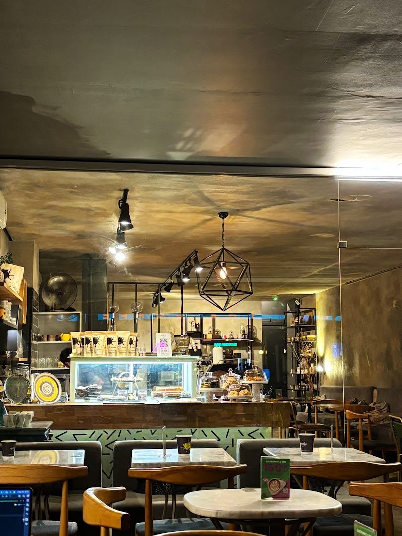 Molecule Coffee specialty coffee shop in Istanbul - photo 7