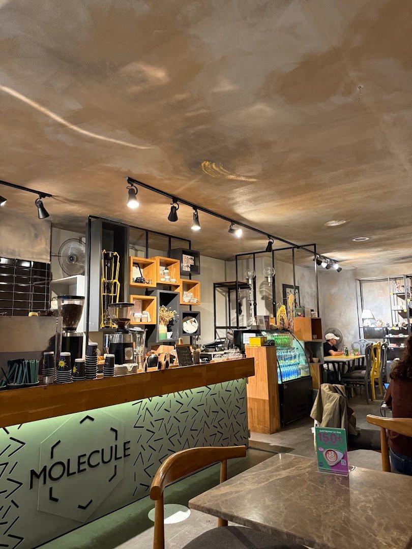 Molecule Coffee specialty coffee shop in Istanbul - photo 10