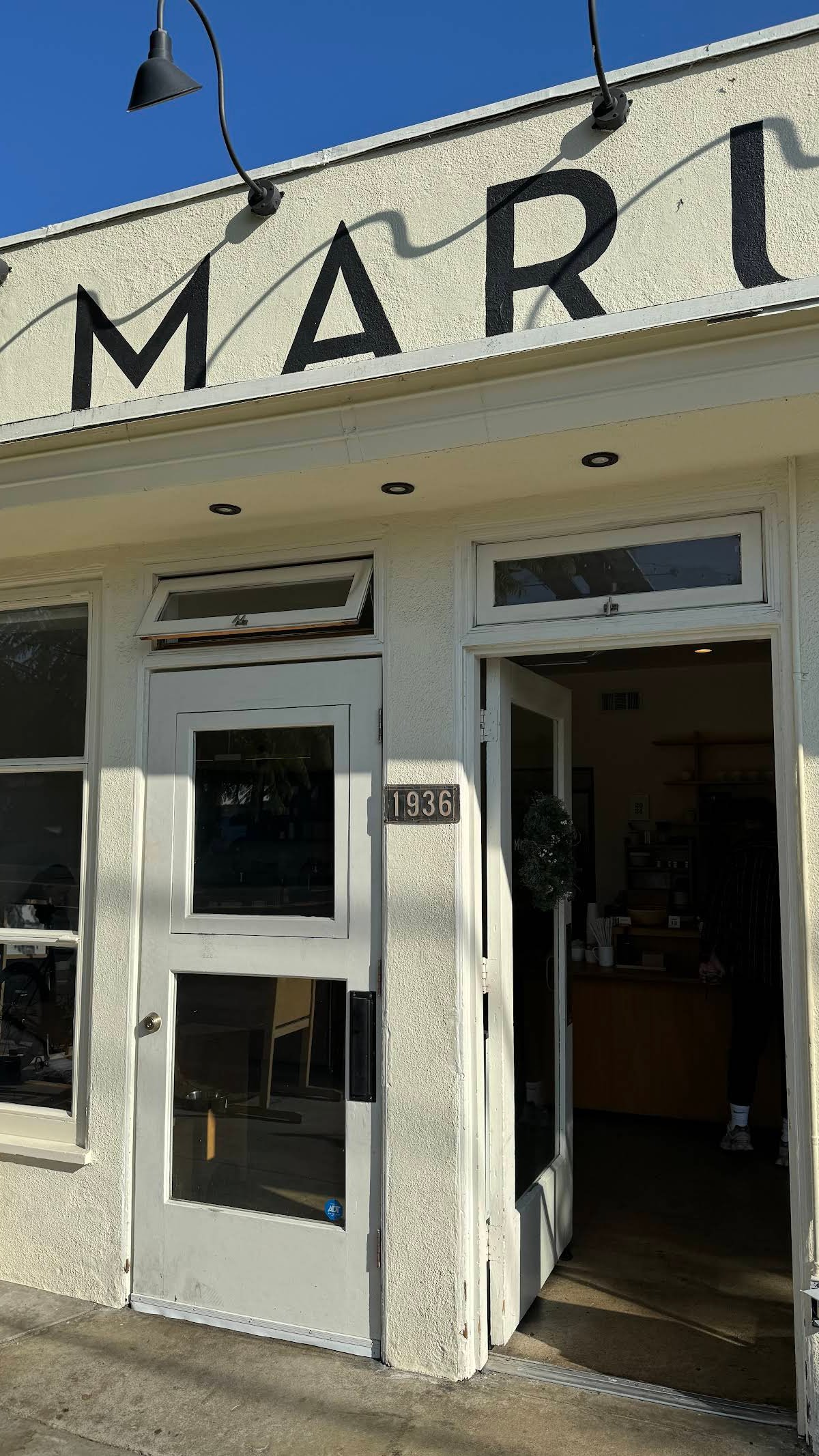 Maru Coffee specialty coffee shop in Los Angeles - photo 4